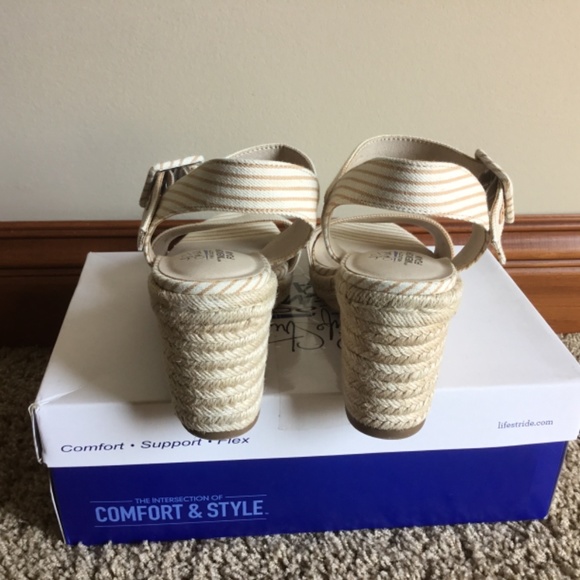 NWT LifeStride Tango Wedge Sandals - Picture 12 of 14